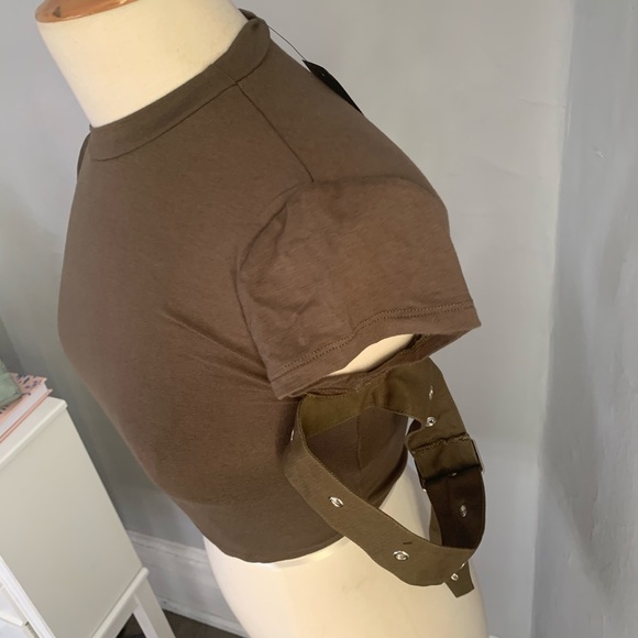 FashionNova// crop top size xs - Picture 7 of 7